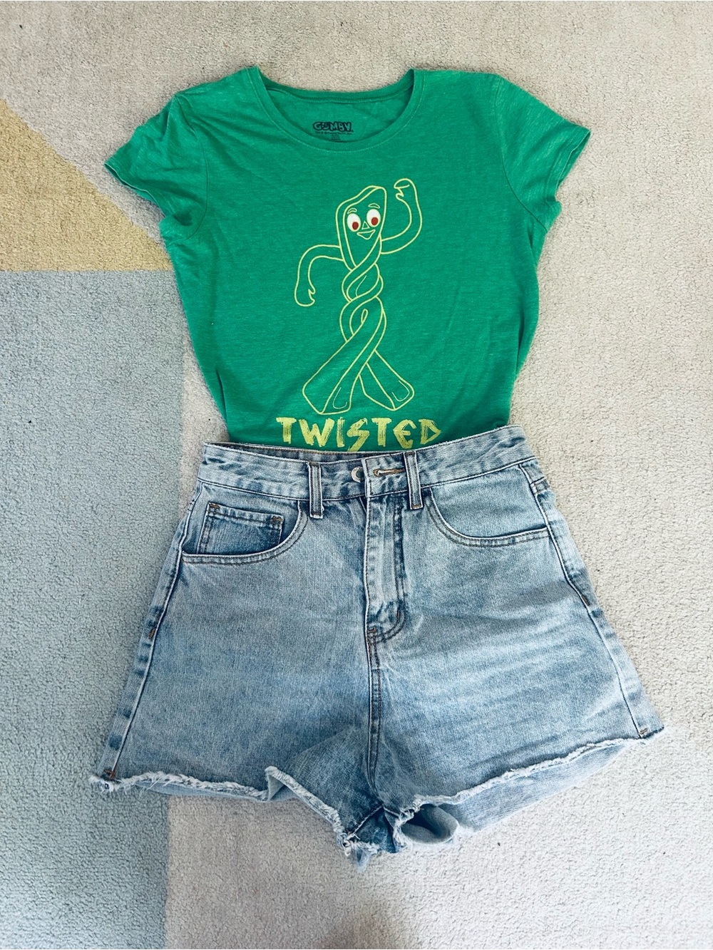 Gumby Graphic Crewneck Tee in Kelly Green